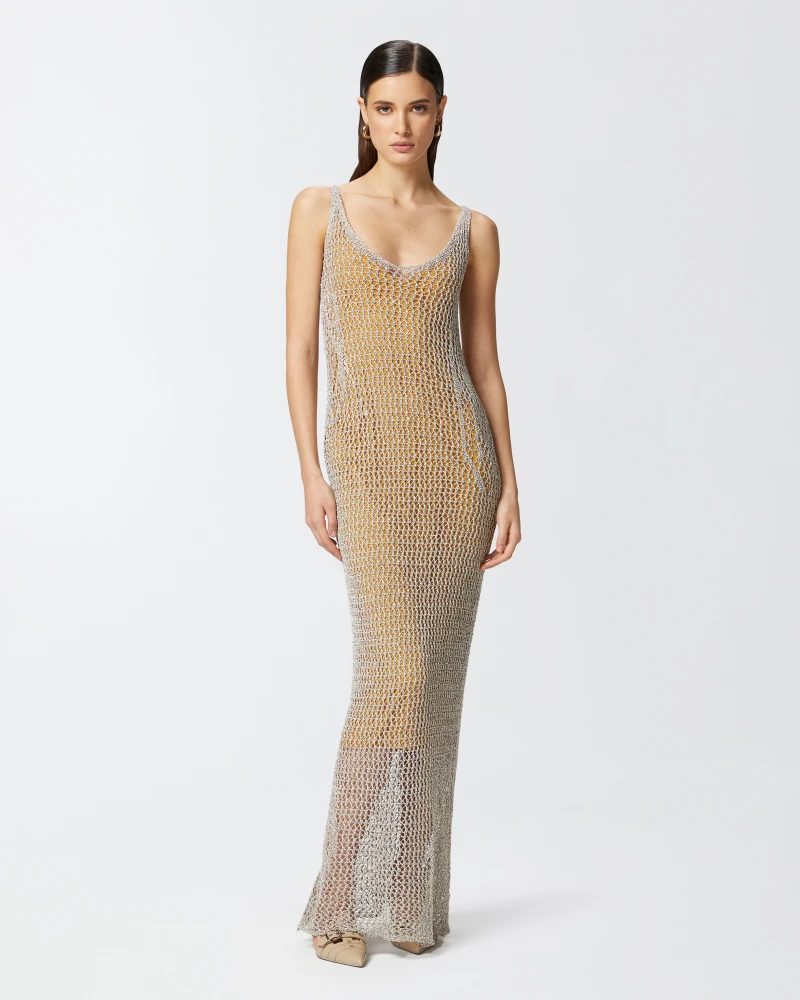 Vestido de corte sirena con lentejuelas