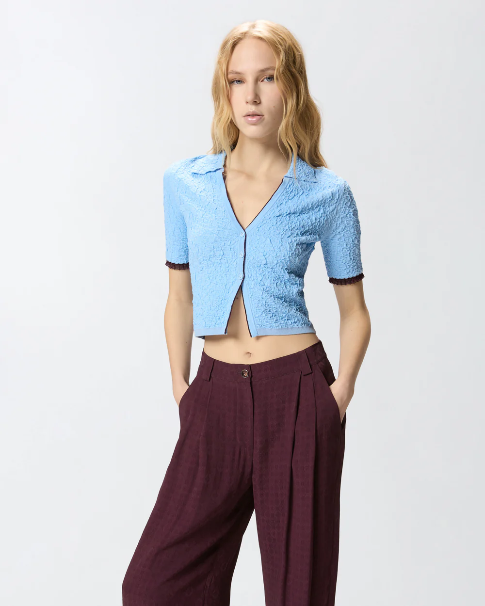 Cárdigan corto estilo polo jacquard
