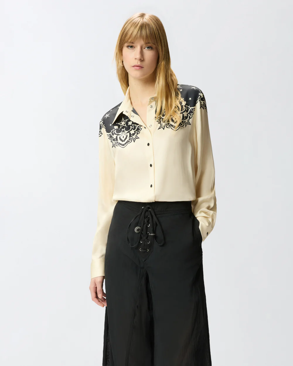 Camisa con estampado de estrellas